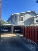 Building Photo - 2144 Kanealii Ave