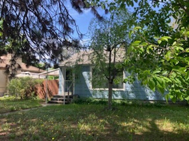 Foto del edificio - North Side Charming Home!