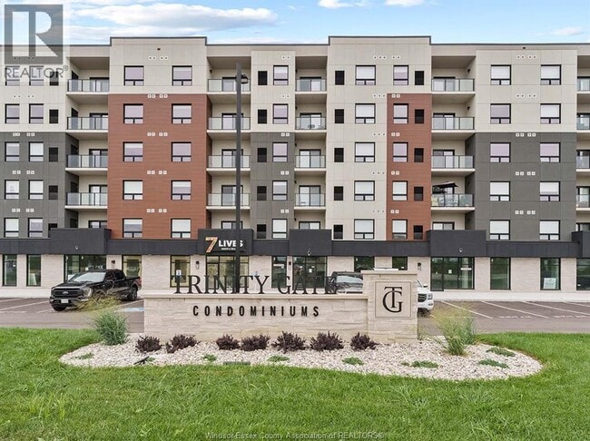 Building Photo - 4755 Walker Rd