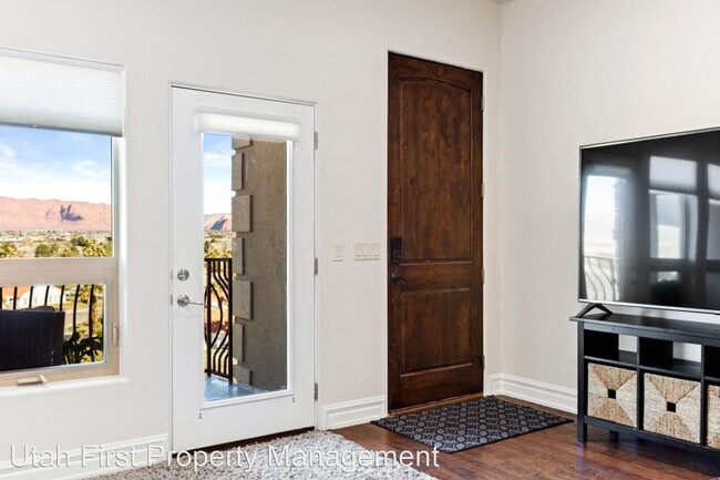Building Photo - 3 br, 2 bath House - 280 S Luce Del Sol #218