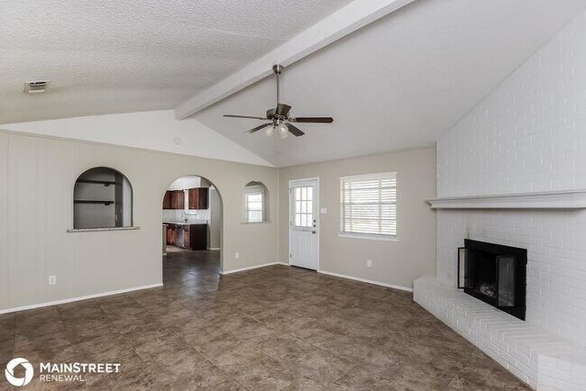 Building Photo - 8805 Main St, North Richland Hills, TX 76182