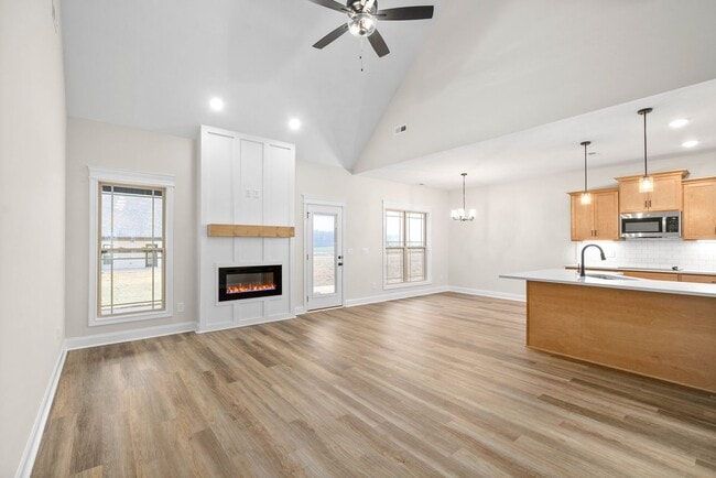 Building Photo - 218 Harvest Moon Dr