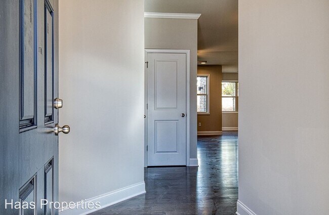 Building Photo - 3 br, 2.5 bath House - 142 Maple Creek Way