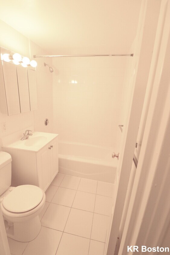 Primary Photo - 39 Brattle St