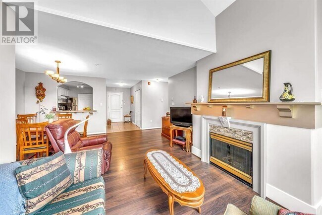Photo du bâtiment - 5500-5500 Lynas Ln
