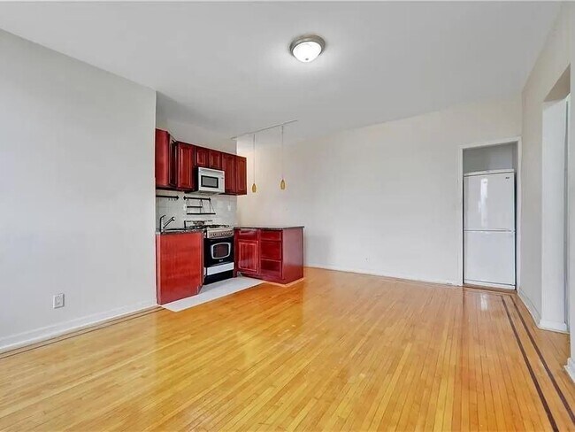 Foto del edificio - 460 Ovington Ave