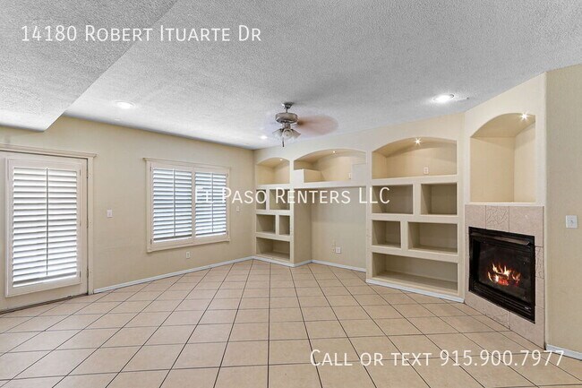 Foto del edificio - 14180 Robert Ituarte Dr