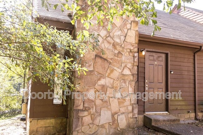 Building Photo - 22 S Germantown Rd