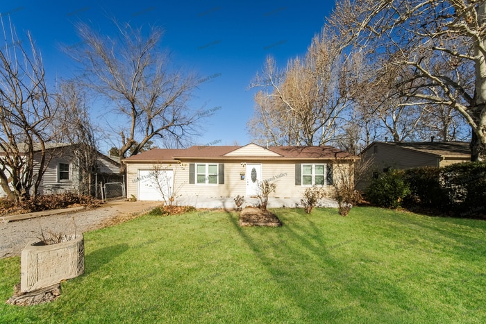 Photo - 6903 NW 35th St (Bethany, OK)