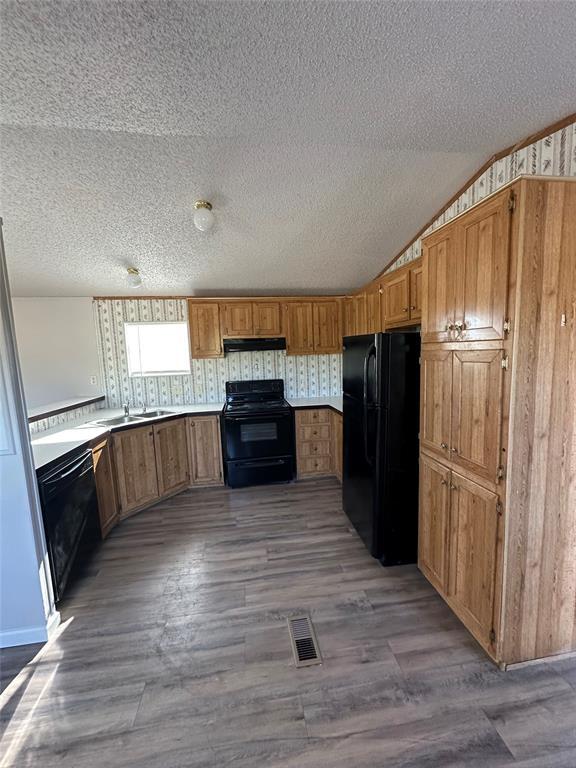 Foto del edificio - 530 Opal Ln