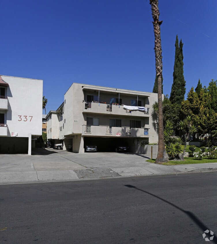 Foto principal - 331 S Harvard Blvd