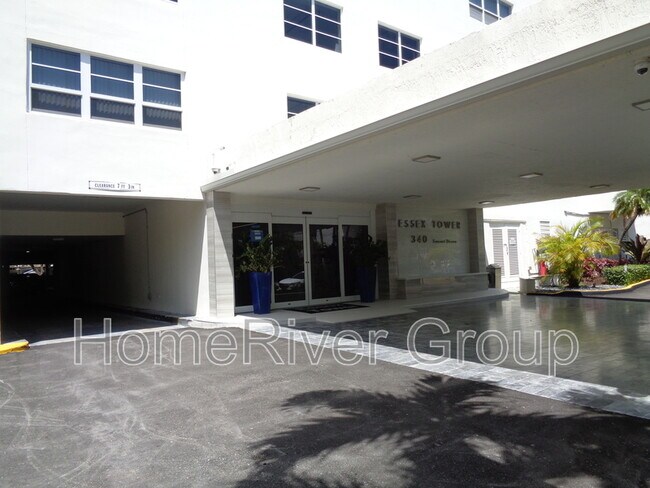 Foto del edificio - 340 Sunset Dr