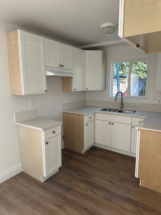 Foto del edificio - 1472-1472 E 21st St