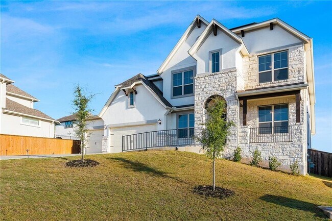 Building Photo - 5821 Los Flores Ln