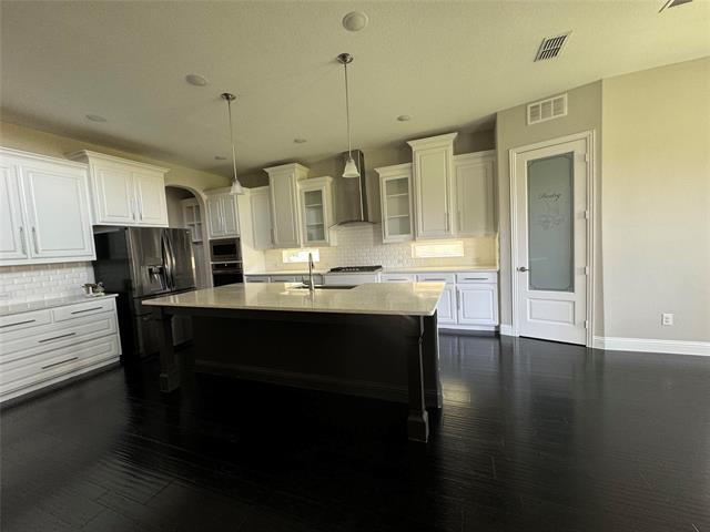 Foto del edificio - 6210 Claridge Ln