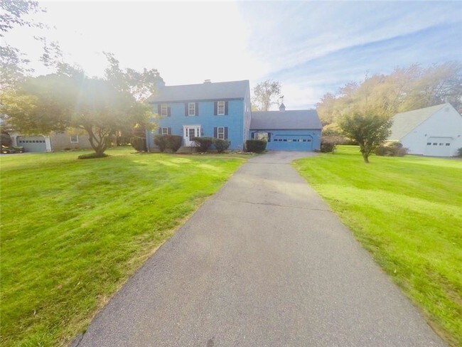Building Photo - 124 Woodland Dr