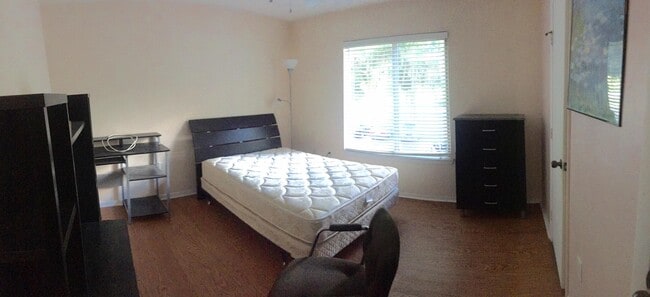 Building Photo - 4000 SW 23rd St