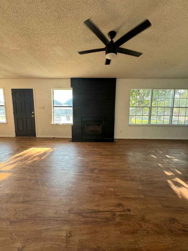 Foto del edificio - 1026 Almond Cir