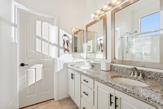 Building Photo - 10367 E Saltillo Dr