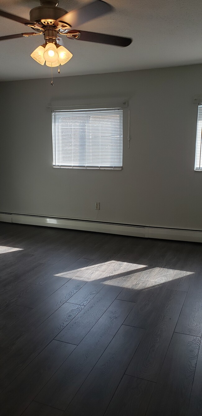 Building Photo - 1707 Edwards Way