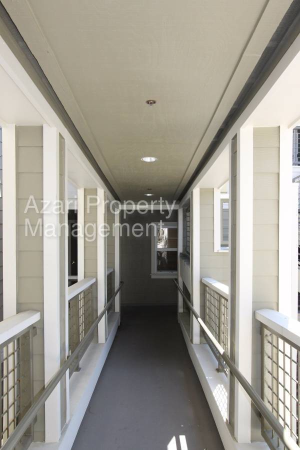 Building Photo - 623 Swallowtail Ct