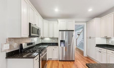 Building Photo - 2034 Shields Ln