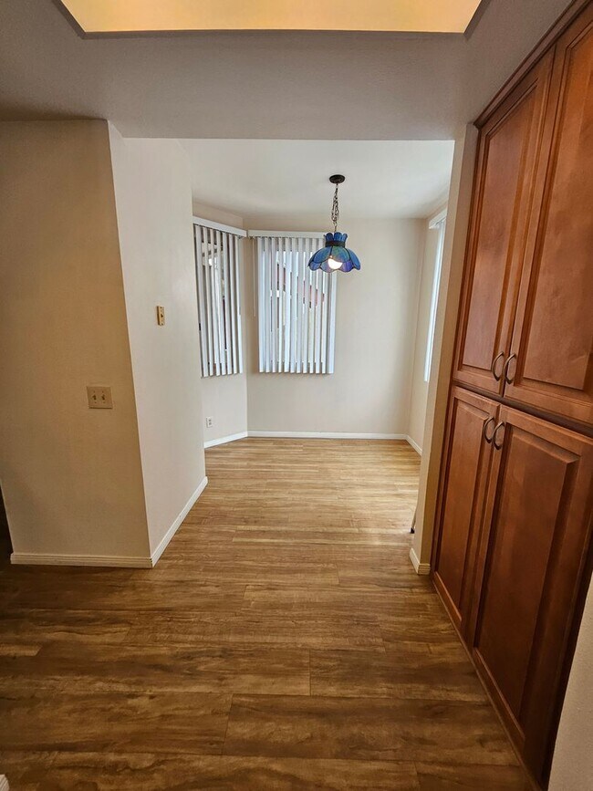 Foto del edificio - 2 BD/2BA Condo in the La Mesa Village