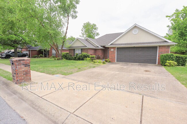 Foto del edificio - 3606 SE 8th St