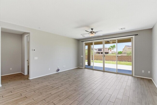 Foto del edificio - 26129 N 133rd Ave