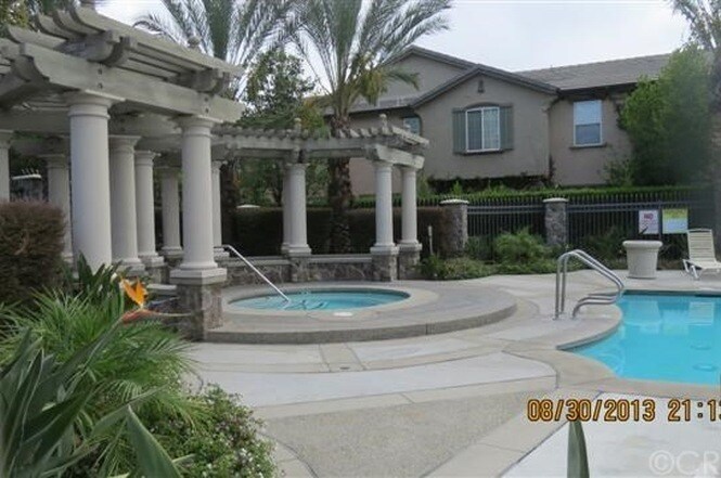 Foto principal - Beautiful 3 Bedroom Condo in Rancho!