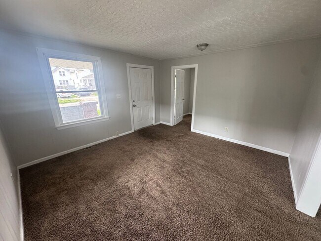 Foto del edificio - 3039 W 51st St