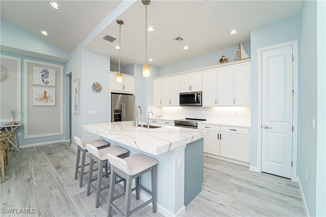 Foto principal - 7182 Saona CT