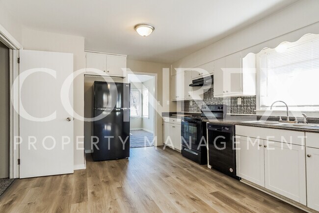 Foto del edificio - Great 4 Bedroom