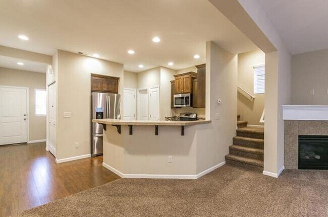 Foto del edificio - 4 bedroom 2.5 bathroom home