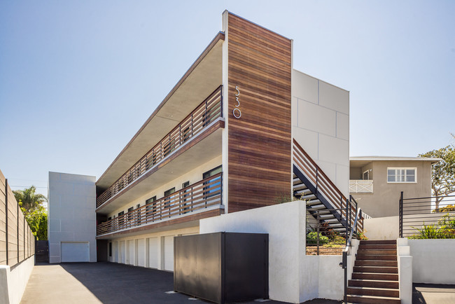 Foto del edificio - 530 S Irena Ave