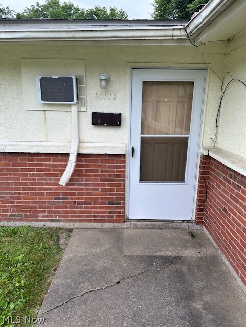 Foto del edificio - 3025 1/2 Northgate Ave