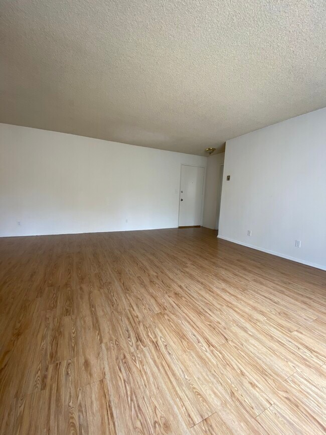 Foto del edificio - 1032 2nd St