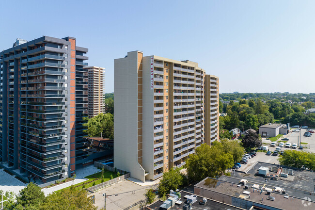 Building Photo - Macey Apartments
