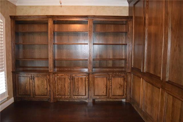 Foto del edificio - 115 Oakwood Ln