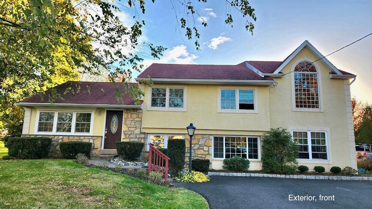 Foto principal - 1750 Metz Rd