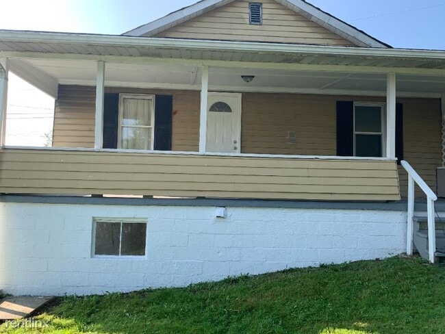 Building Photo - 3 br, 2 bath House - 458 Sycamore St