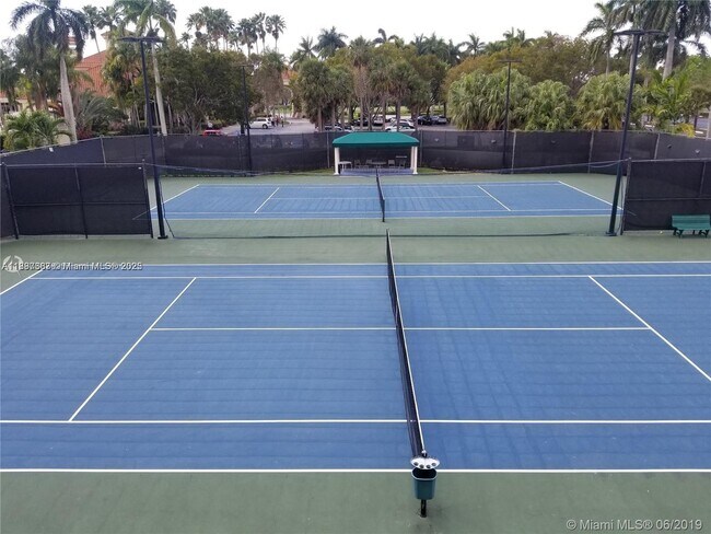 Foto del edificio - 9801 NW 45th Ln