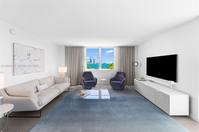 Building Photo - 5 Island Ave