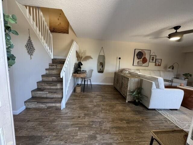 Building Photo - 1509 15th Ct