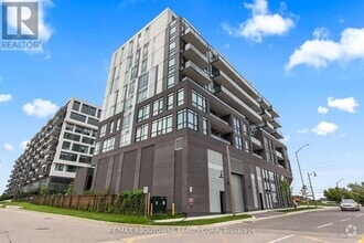 Building Photo - 3005-3005 Pine Glen Rd