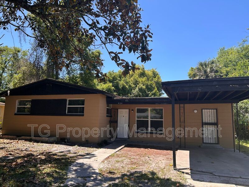 Foto principal - 9124 Devonshire Blvd