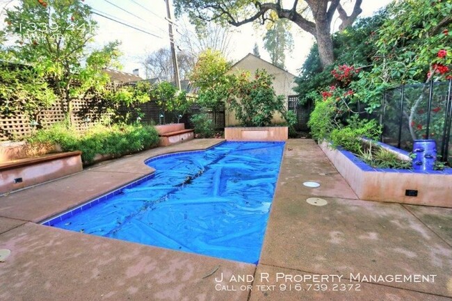 Foto del edificio - 3/4 bed 4 bath fab 40s