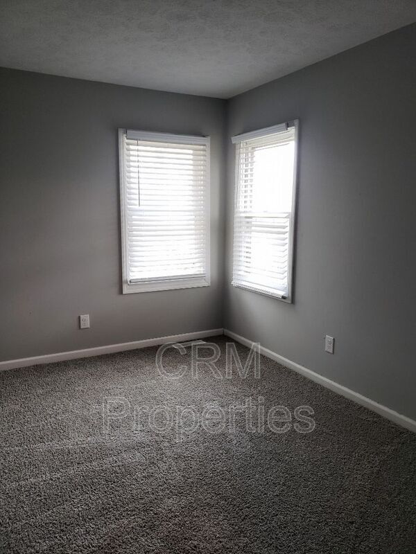 Building Photo - 2200 Sibley Dr