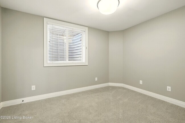 Foto del edificio - 10910 Kings Crown Dr