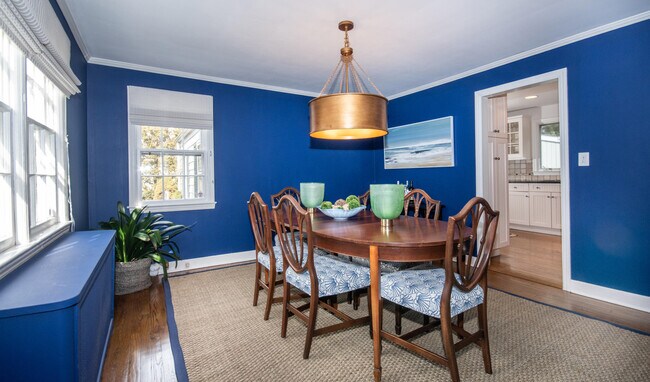 Building Photo - 18 Seagate Rd